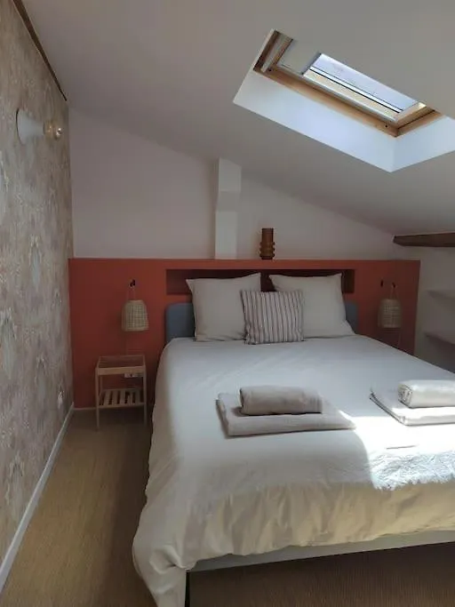 Magnifique Appartement Le Nid Des Thermes Bagnères-de-Bigorre 0*,  France